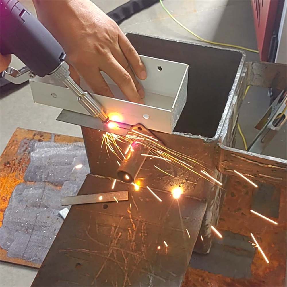 Nuovo stile Mini saldatore las - Industrial Laser Welder recensione e prezzo